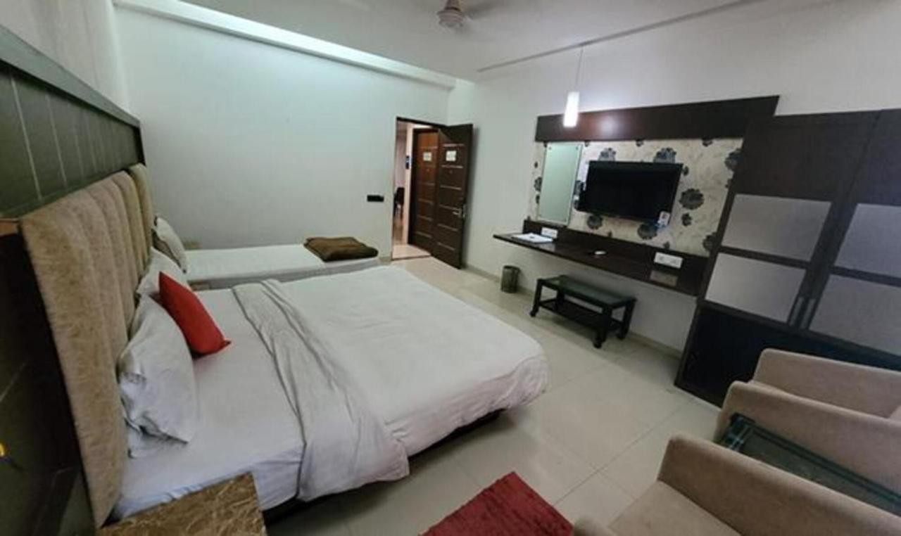 Fabhotel Prime Sapphire Regency Βαντοντάρα Εξωτερικό φωτογραφία