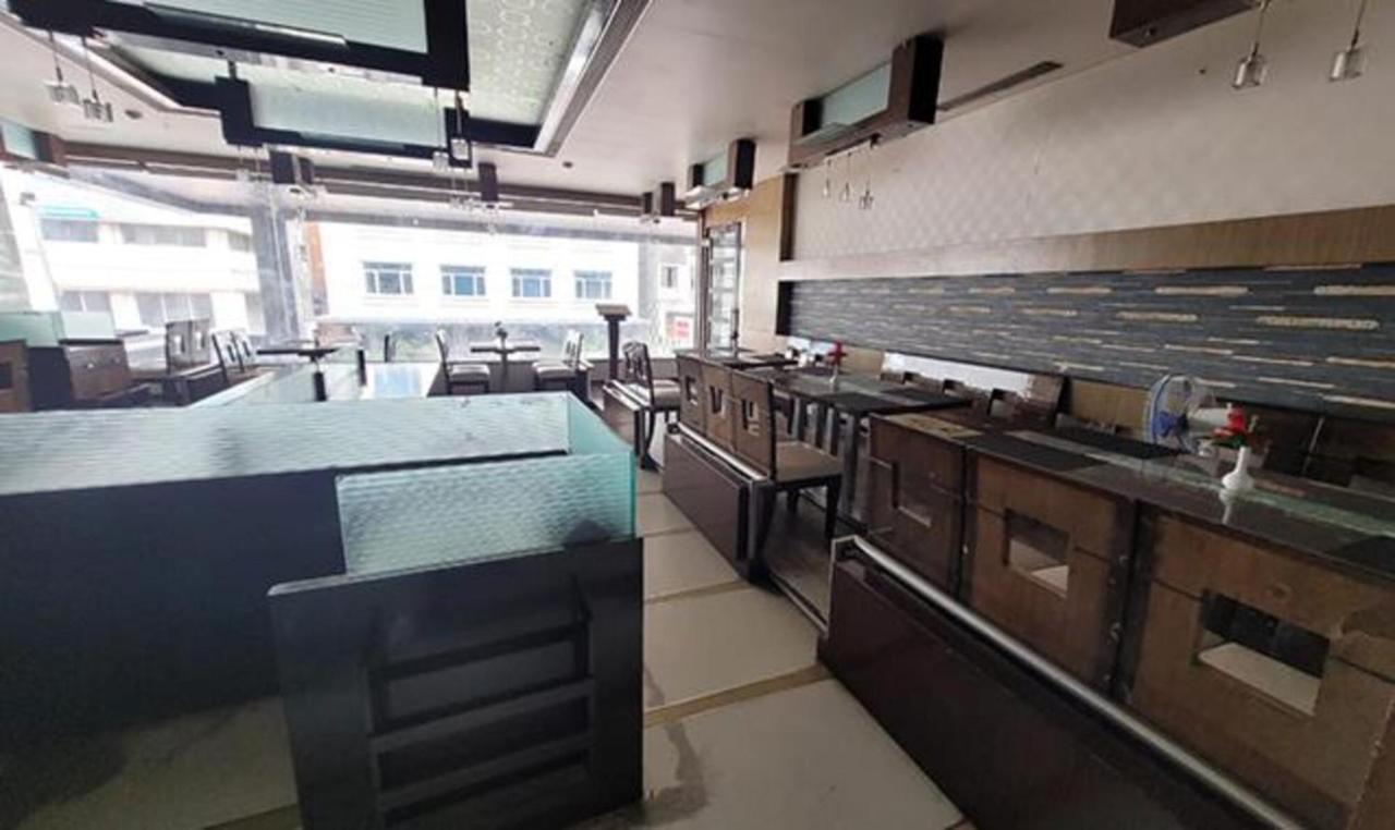 Fabhotel Prime Sapphire Regency Βαντοντάρα Εξωτερικό φωτογραφία